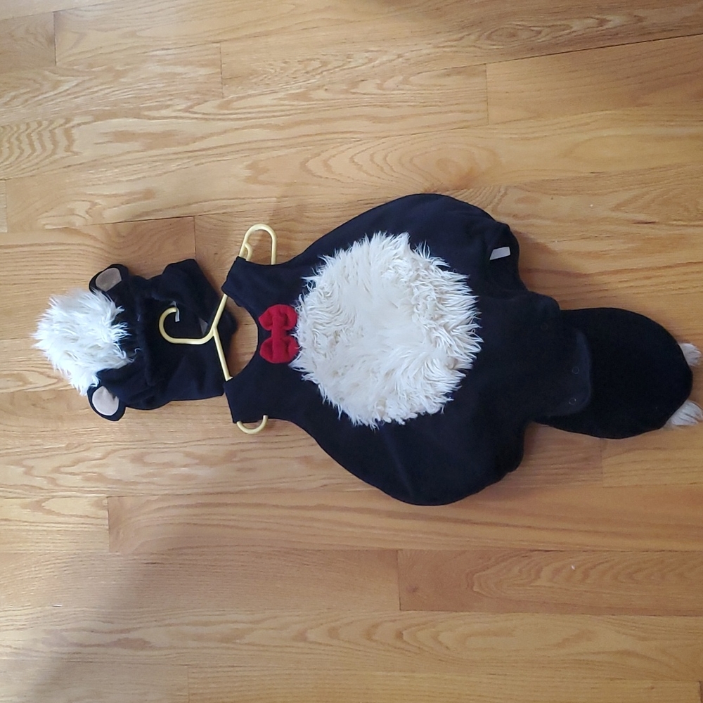 Skunk costume 18-24 months